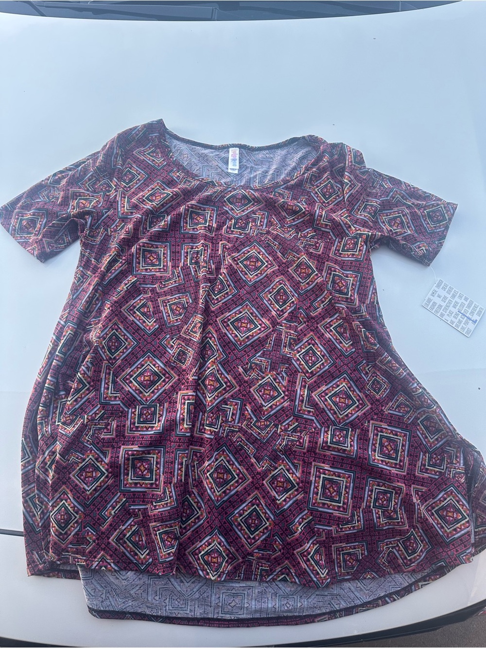 LuLaRoe Short Sleeve Tee in Burgundy, Navy & Gold Geometric Print
